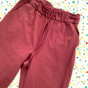 Lululemon pants